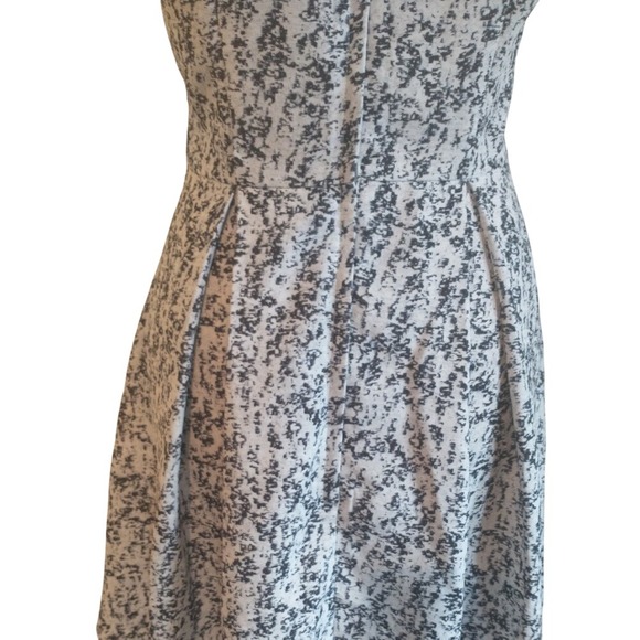 H&M -Black And WhiteSleeveless Dress Size 6 - Picture 7 of 8